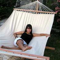 Rede Bege exclusiva em material PRO com cabos de madeira de 160cm de comprimento.